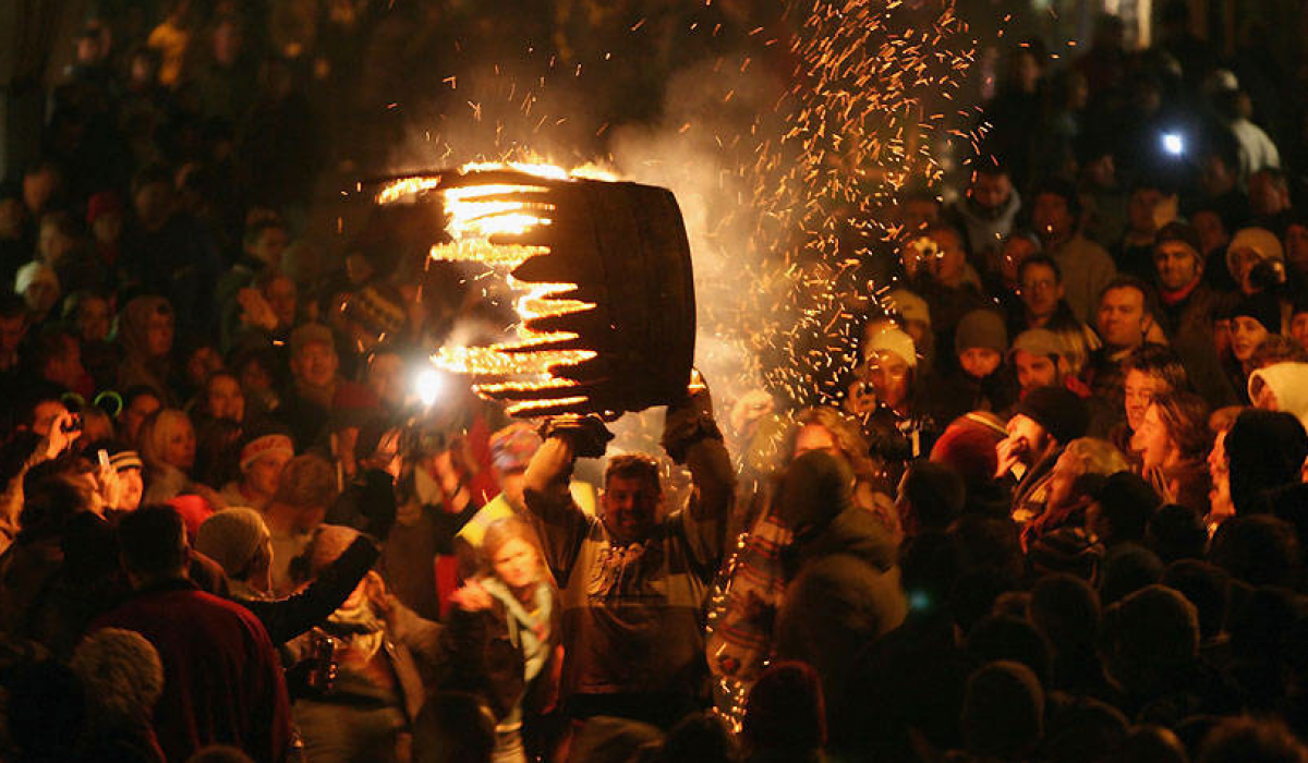 tar-barrels-001-e1689874740564 tar-barrels-001-e1689874740564